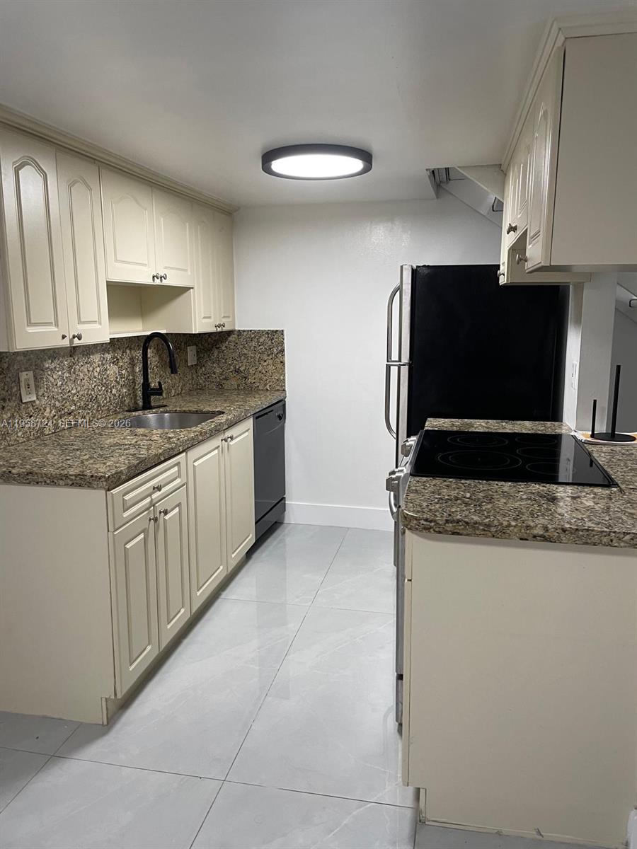 1455 Holly Heights Drive 40, Fort Lauderdale, FL 33304, Fort Lauderdale
