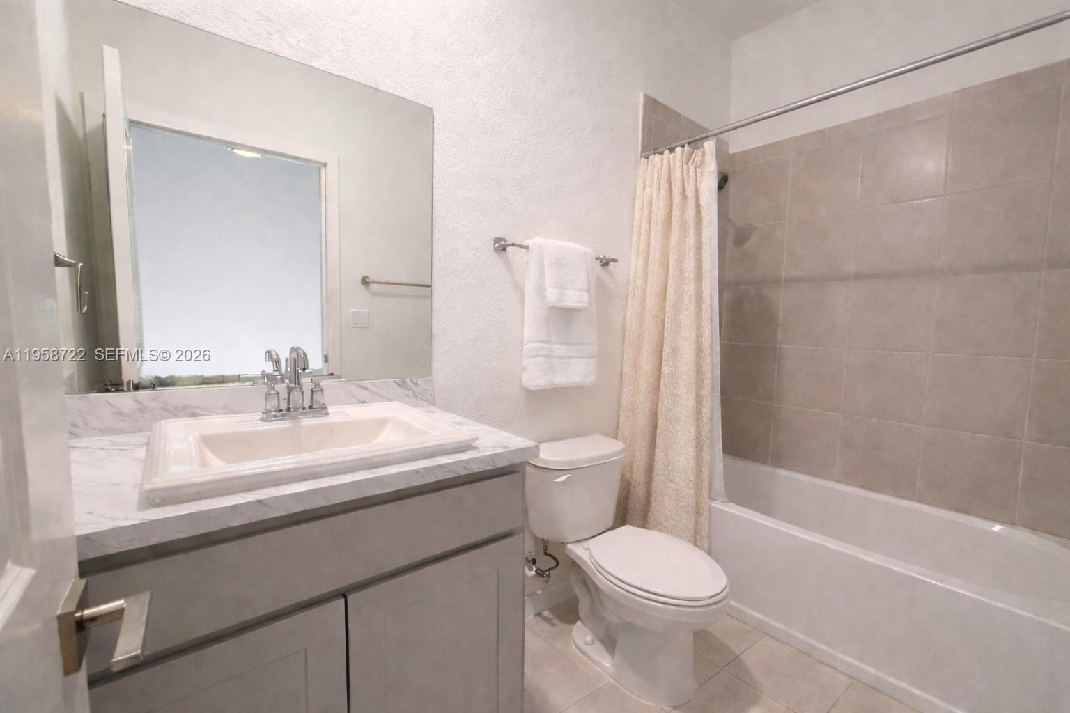460 NE 4th Lane, Florida City, FL 33034 photo 11