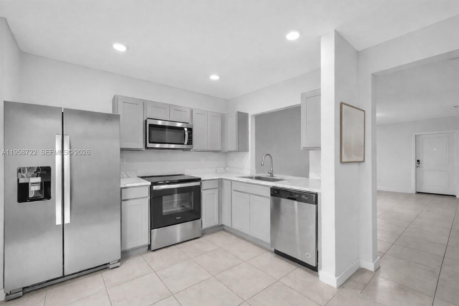 460 NE 4th Lane, Florida City, FL 33034 photo 4