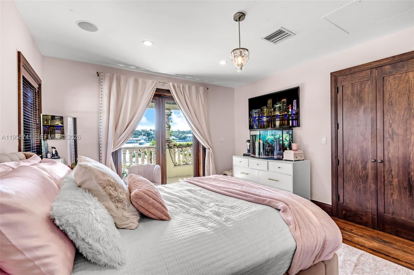 1398 Bay Drive, Miami Beach, FL 33141 photo 21