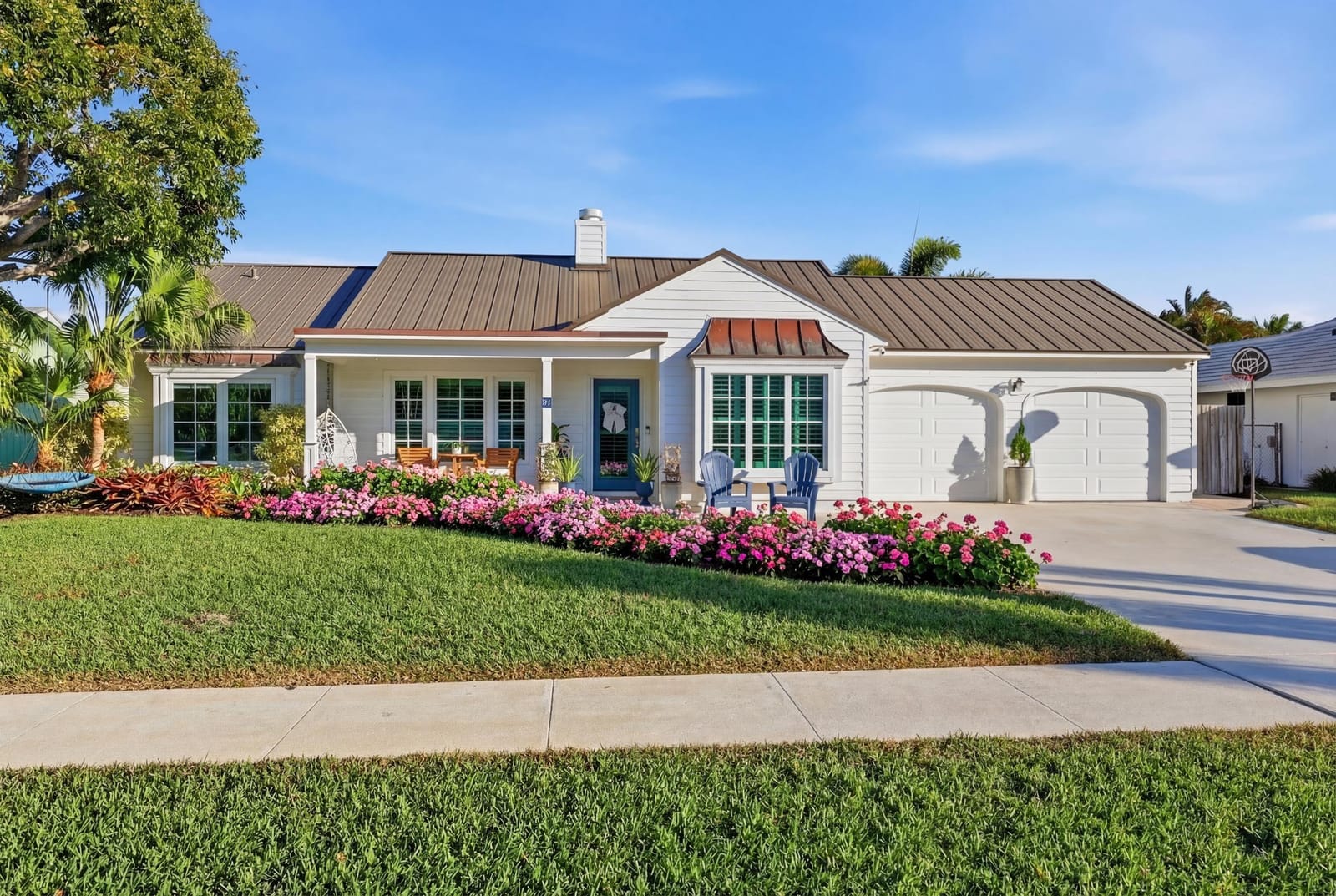 61 Pinehill Trail W, Tequesta, FL 33469