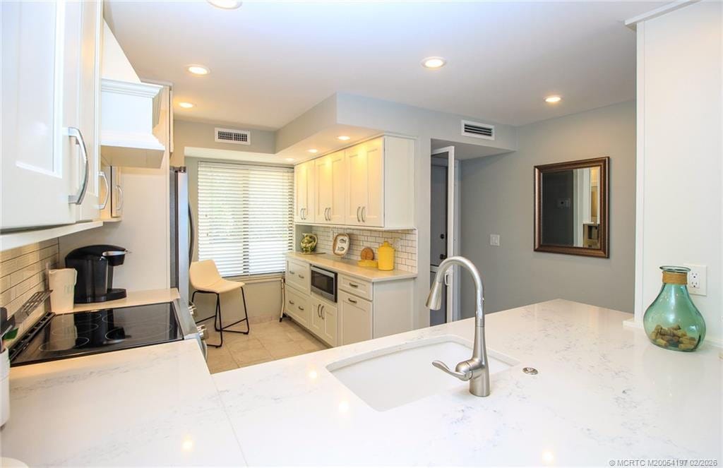 4720 NE Sandpebble Trace 203 — photo 4