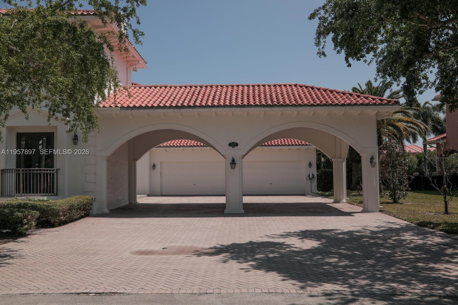 19209 SW 80th Court — photo 4