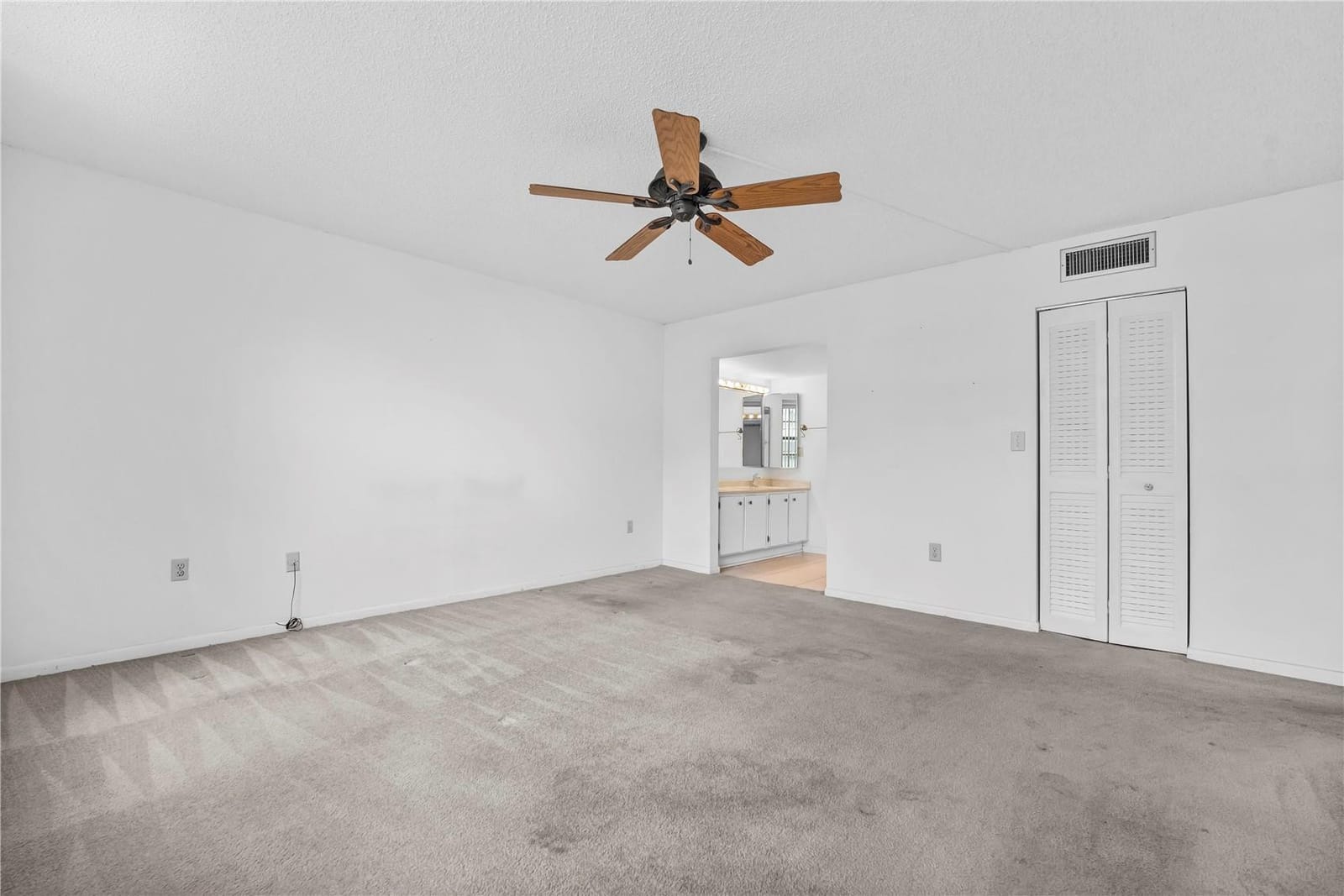 901 Colony Point Circle 123, Pembroke Pines, FL 33026 photo 18