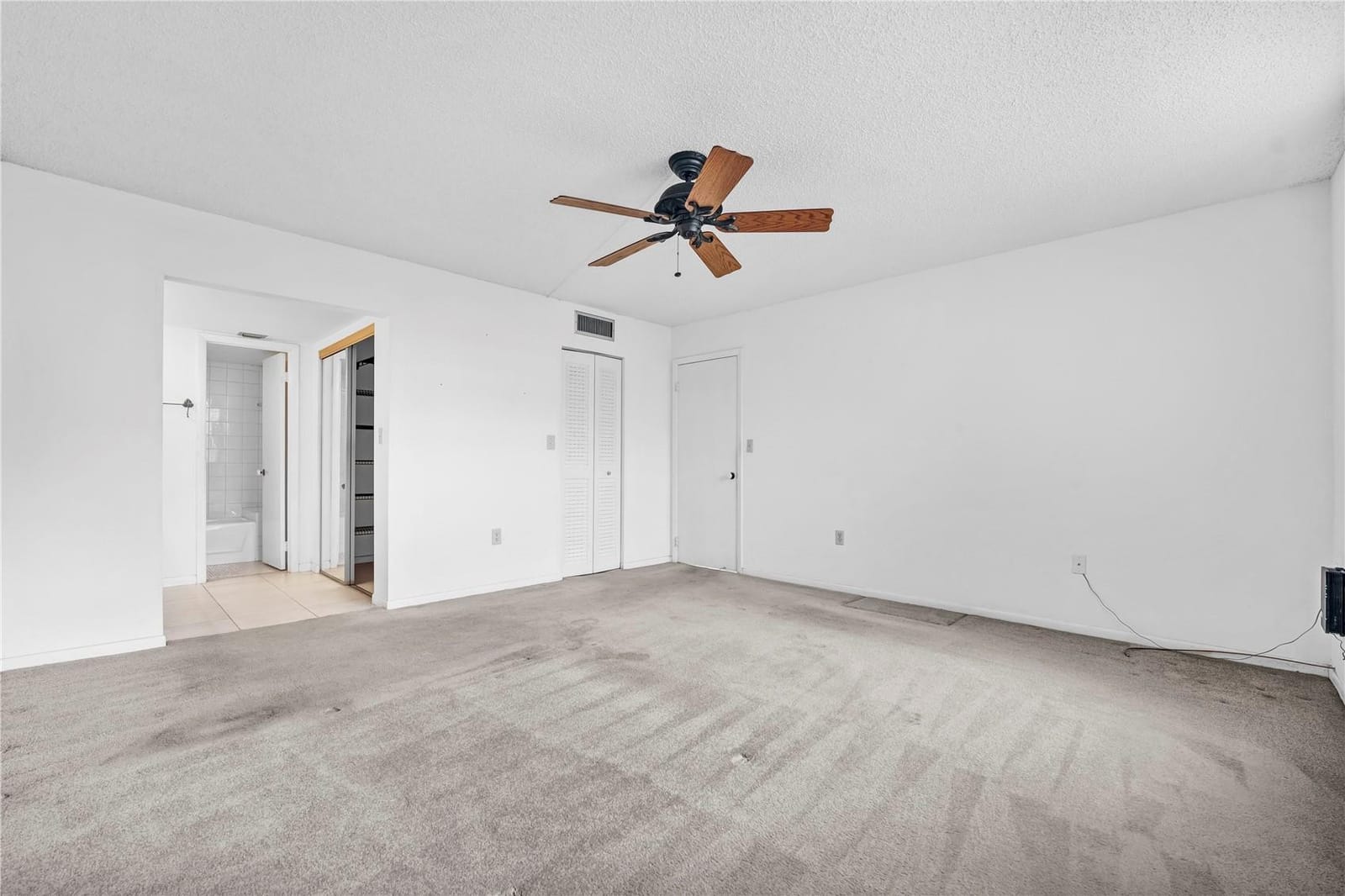 901 Colony Point Circle 123, Pembroke Pines, FL 33026 photo 19