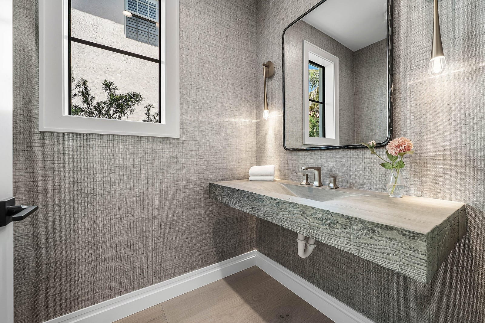230 Pershing Way — photo 10