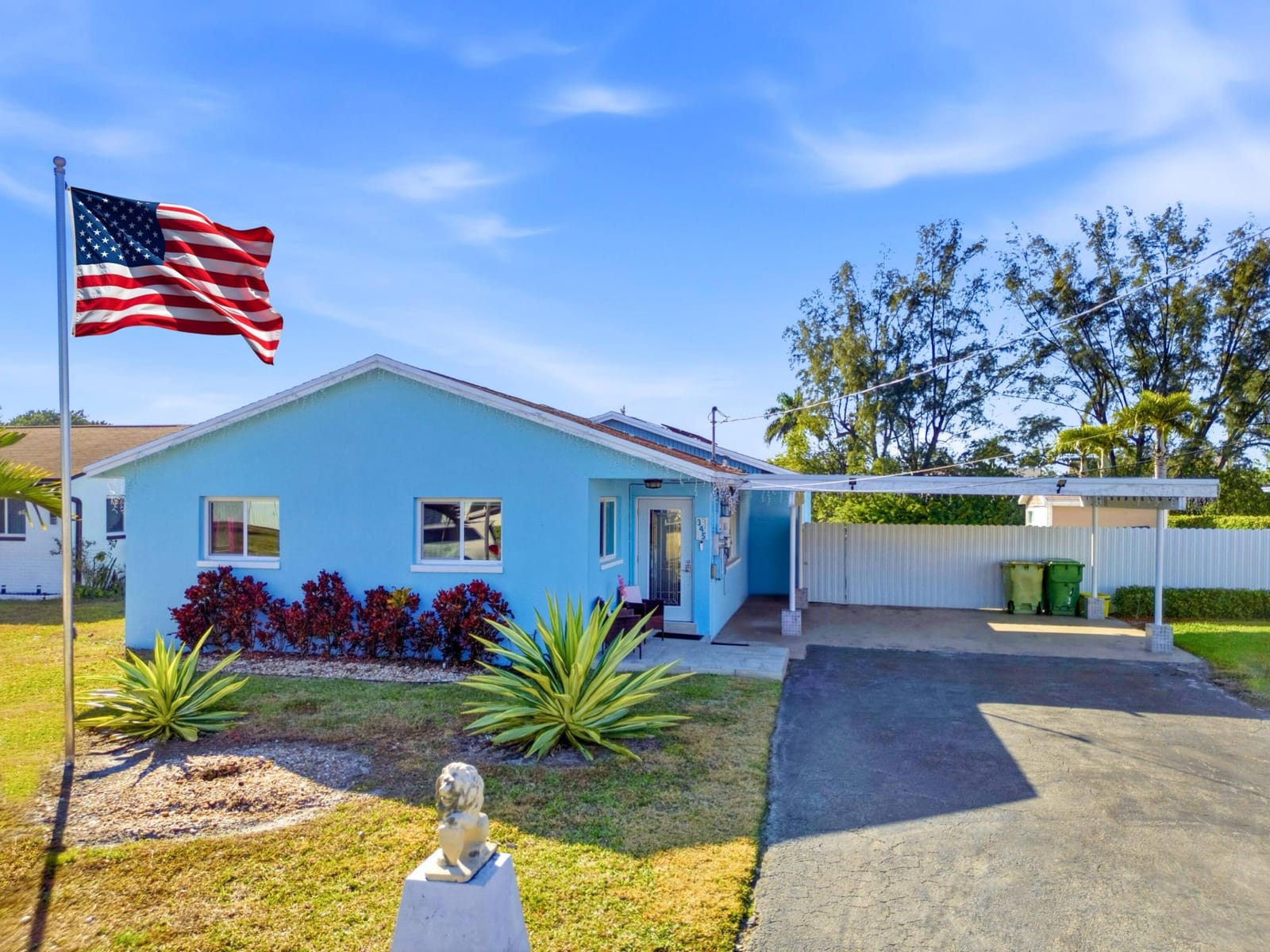 345 Lanier Drive, Palm Springs, FL 33461 photo 2