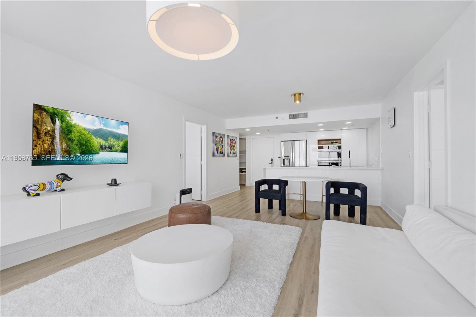 7601 E Treasure Drive 2209 — photo 5