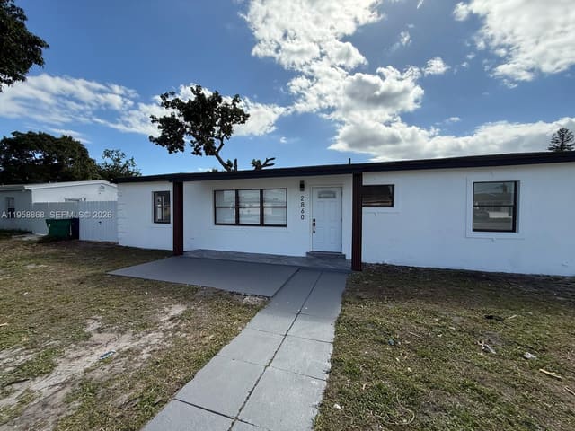 2860 NW 164th Terrace, sold in Golden Highlands Est, Miami Gardens, FL