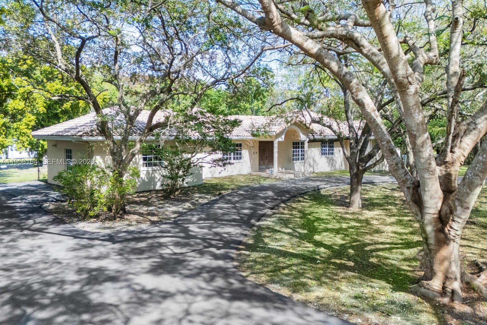 7821 SW 129th Terrace, Pinecrest, FL 33156, Pinecrest
