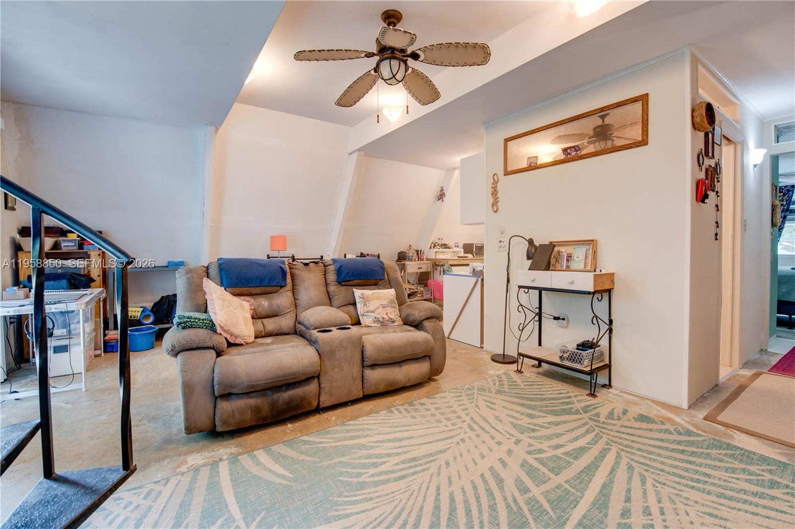 31033 Hibiscus Drive — photo 8