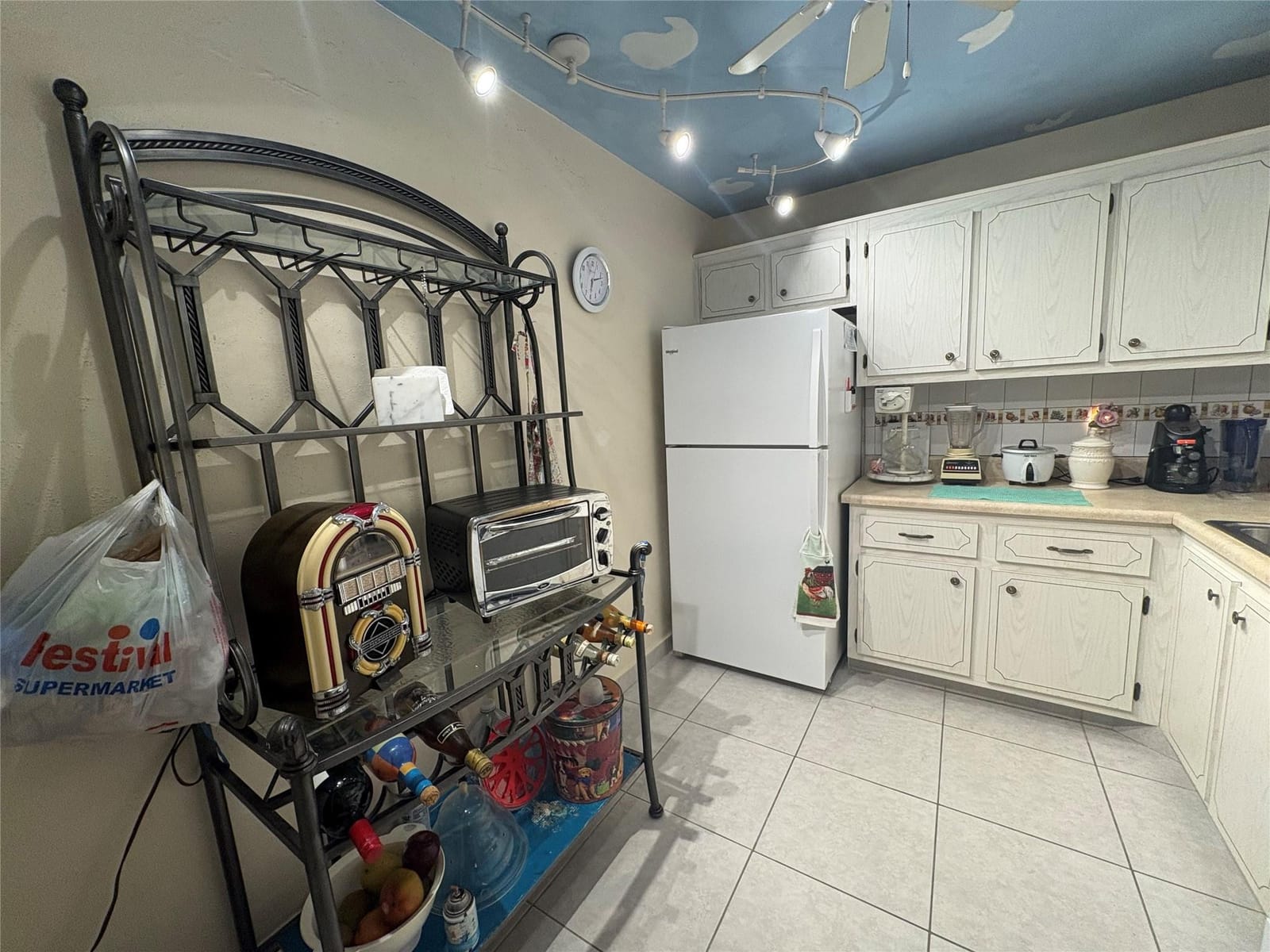 8140 SW 24th Street 204 — photo 2