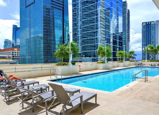 1200 Brickell Bay Drive 1509, Miami, FL 33131