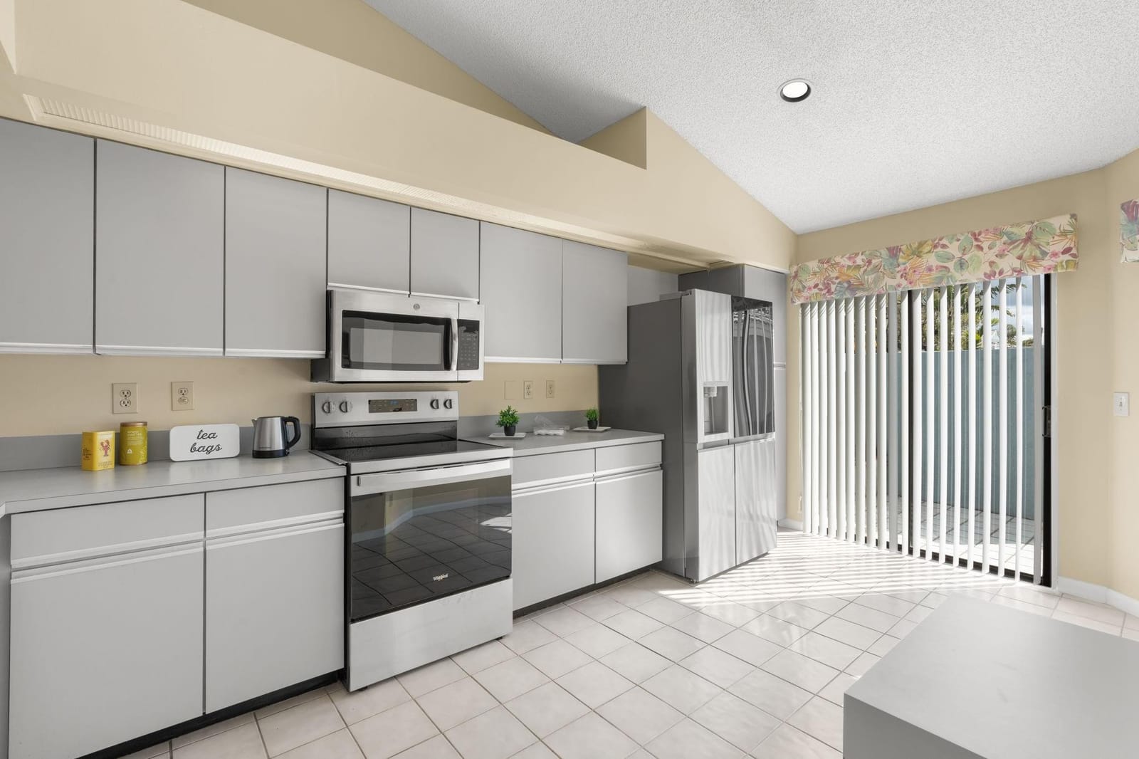 8371 Waterford Circle 8371, Tamarac, FL 33321 photo 20