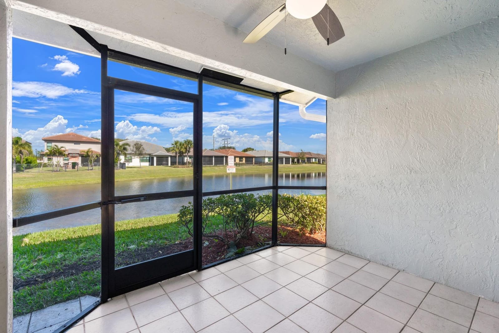 8371 Waterford Circle 8371, Tamarac, FL 33321 photo 28