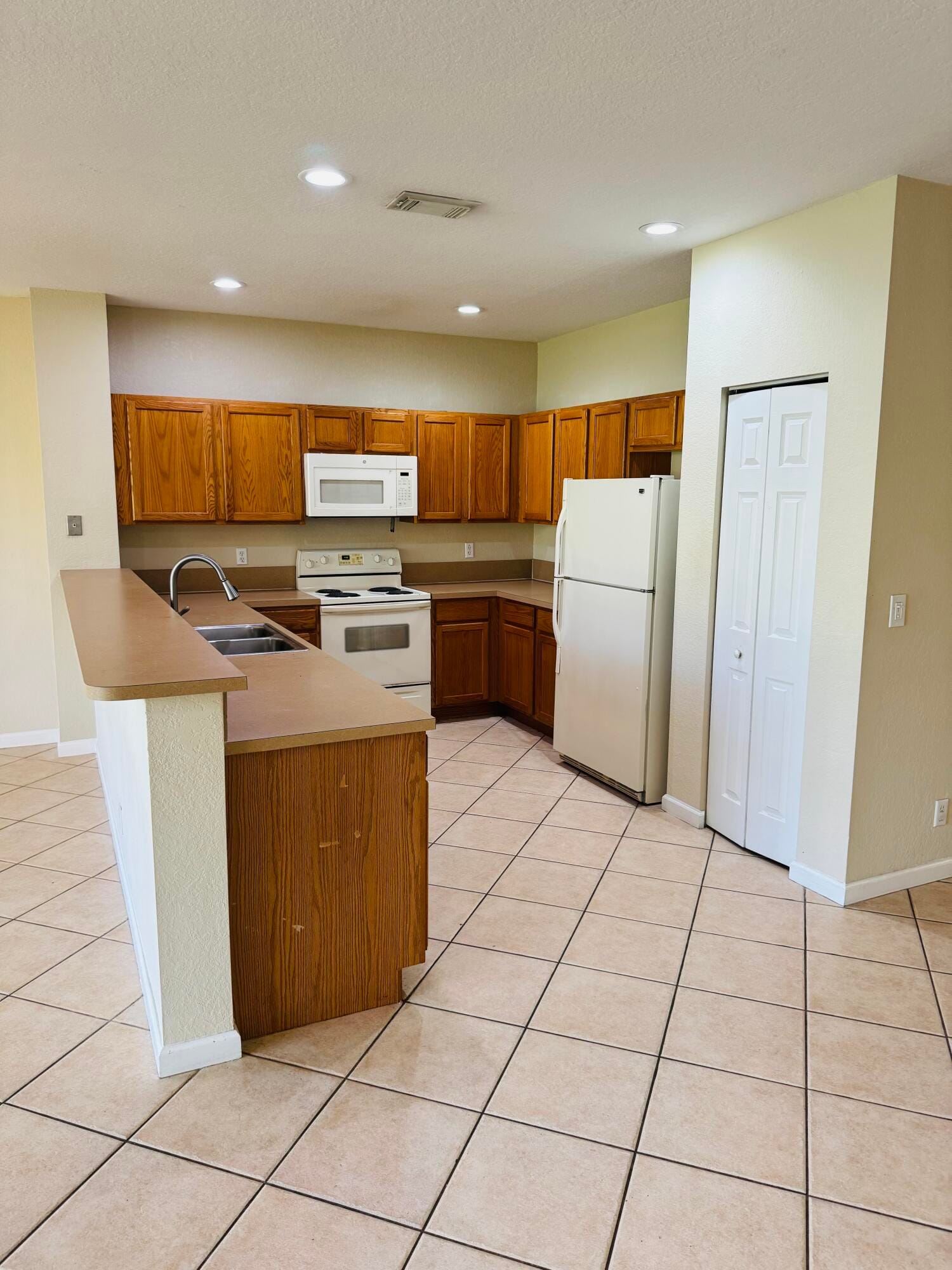 3033 N Evergreen Circle — photo 5