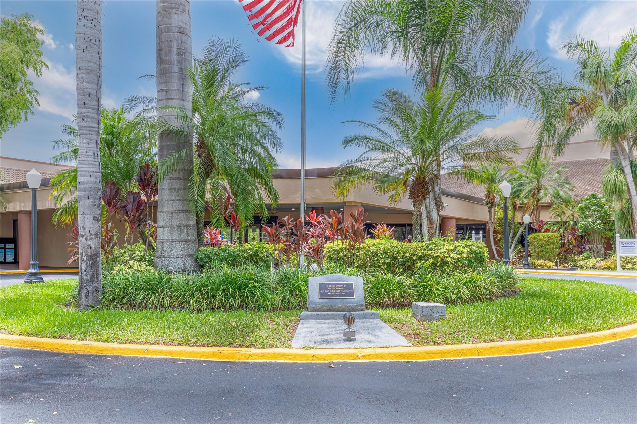 9420 Sunrise Lakes Boulevard 212, Sunrise, FL 33322, Sunrise
