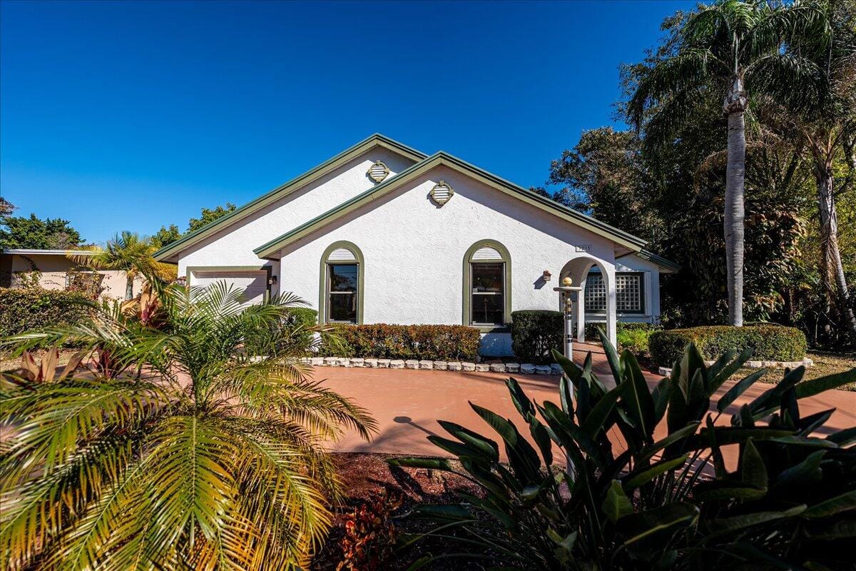 3295 SE Monte Vista Street, Port St. Lucie, FL 34952