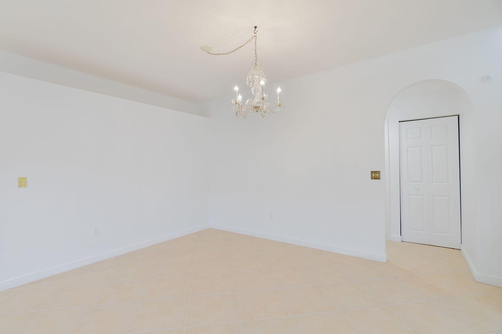 1321 Isleworth Court — photo 11
