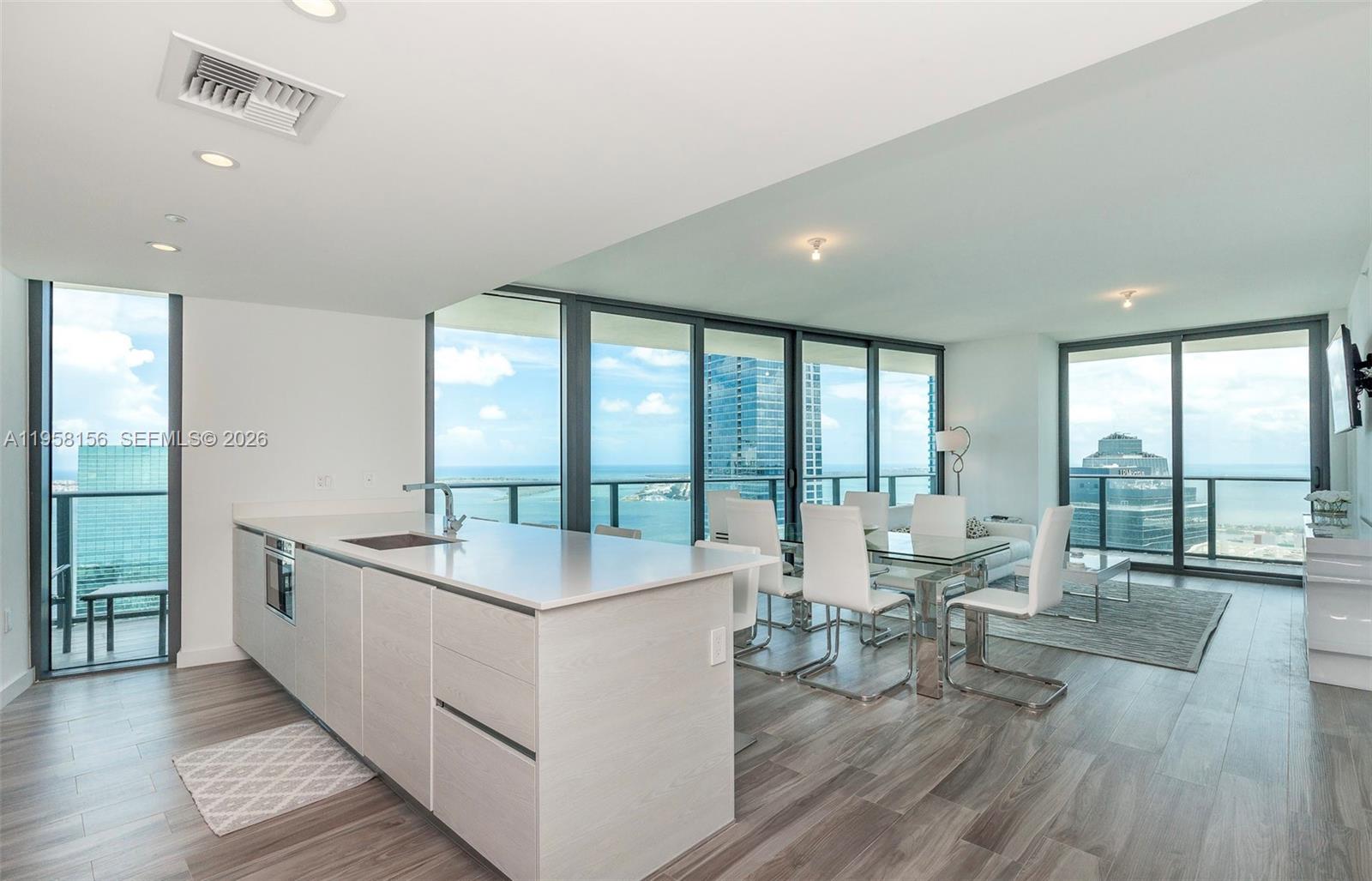 1300 S Miami Avenue 4505, Miami, FL 33130, Miami