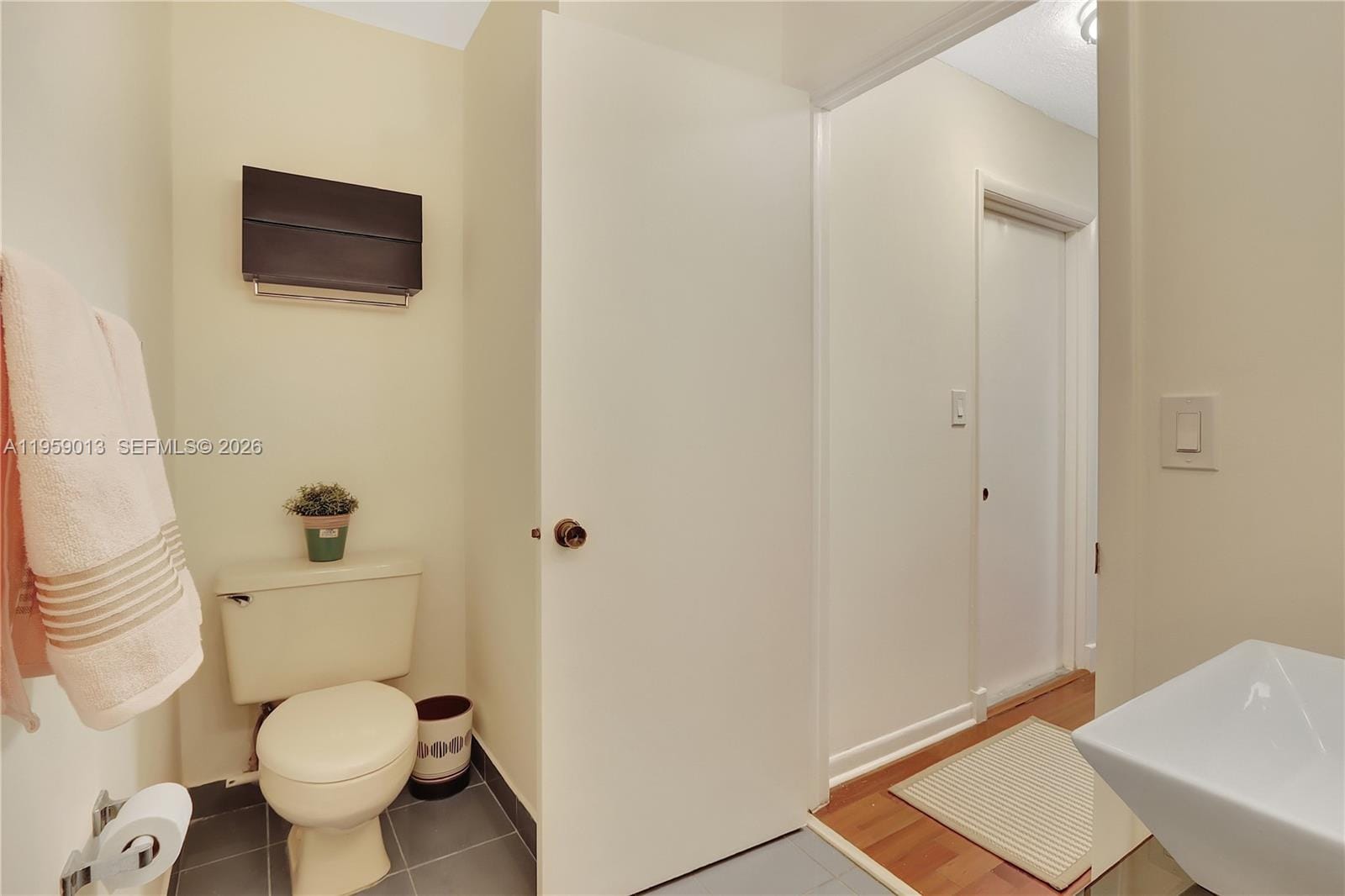 9845 Costa Del Sol Boulevard B-103, Doral, FL 33178 photo 15
