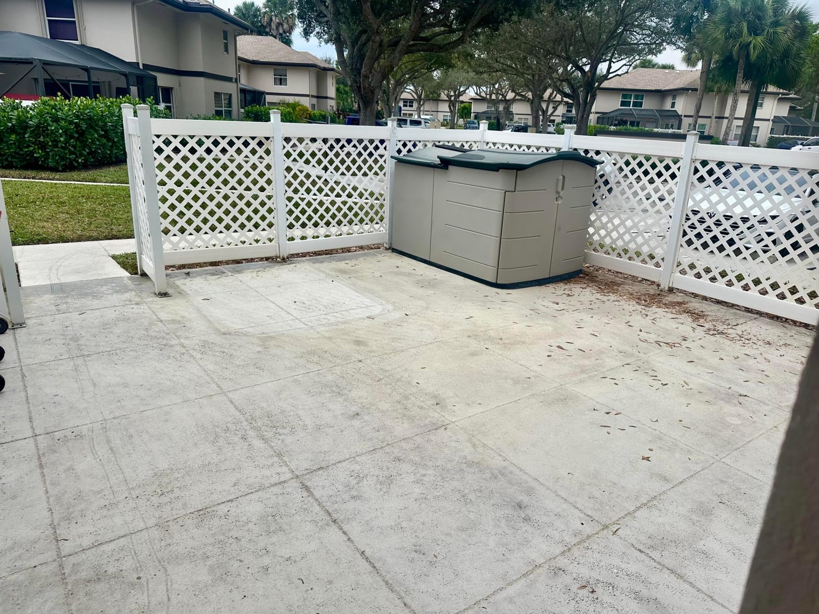 50 Essex Court D, Royal Palm Beach, FL 33411 photo 2