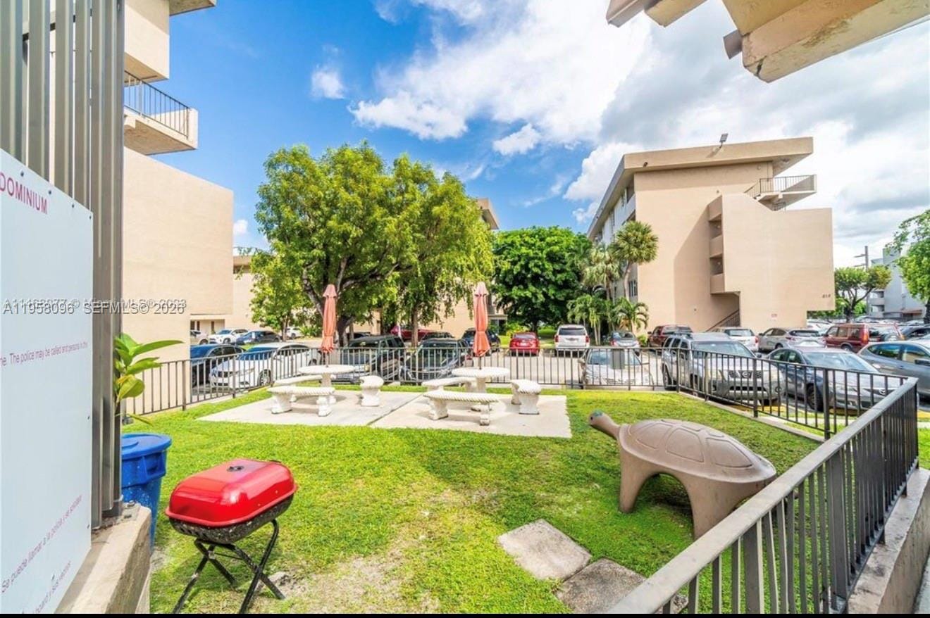 830 NW 87t Avenue 303, Miami, FL 33172 photo 24