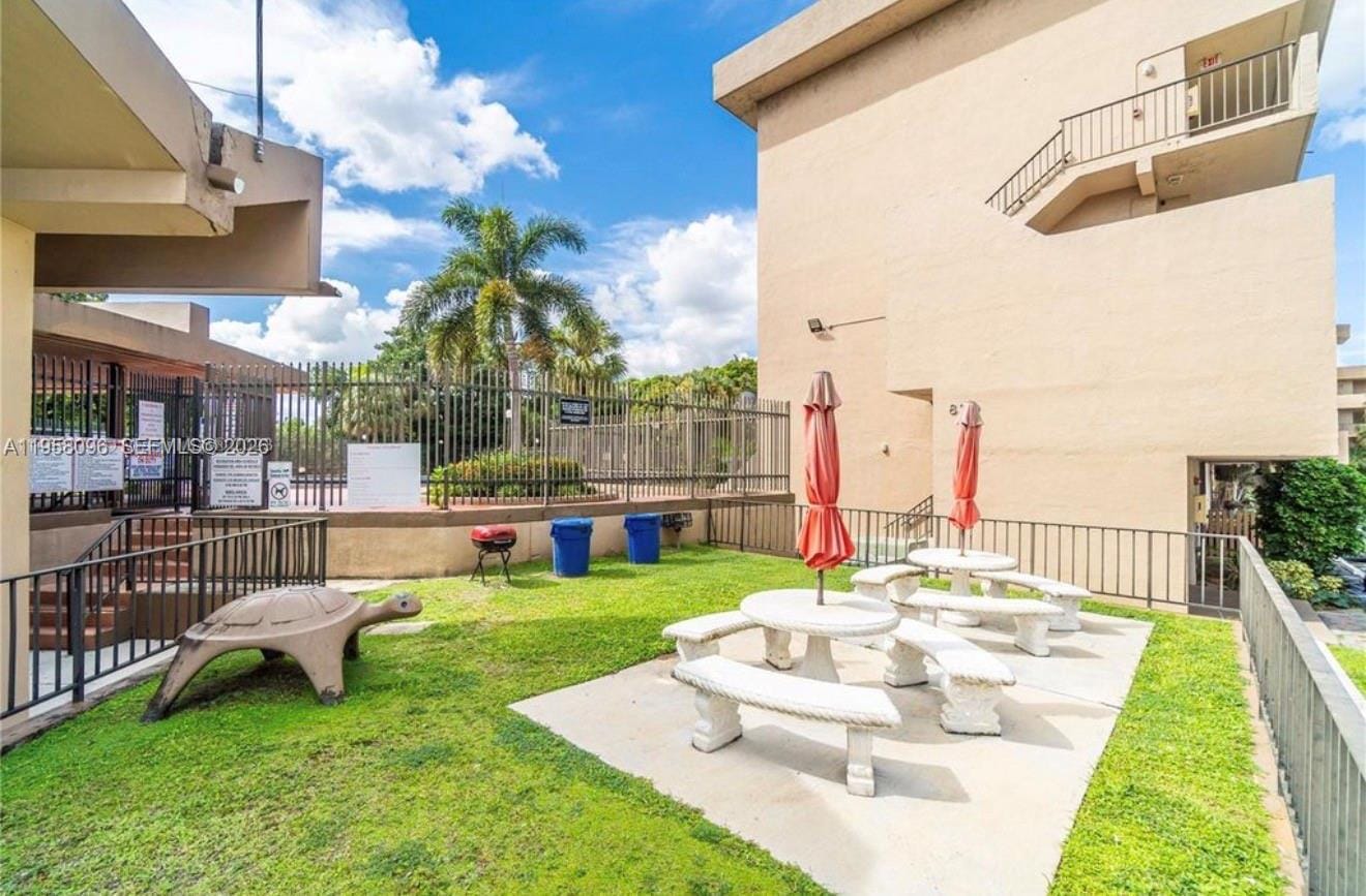 830 NW 87t Avenue 303, Miami, FL 33172 photo 25