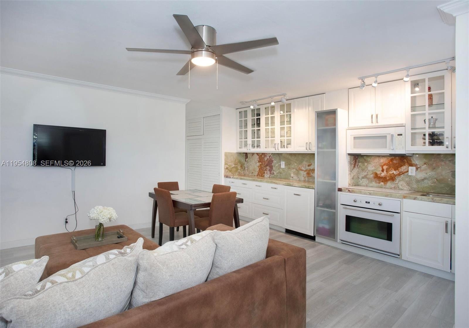 1850 S Ocean Drive 305 — photo 3