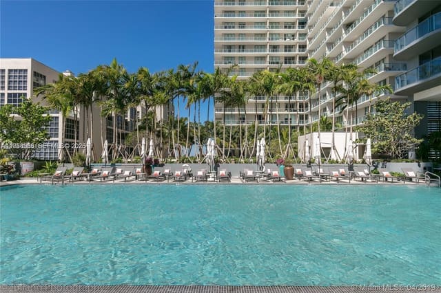 121 NE 34th Street 2816, sold in 3401 Midtown Condo, Miami, FL