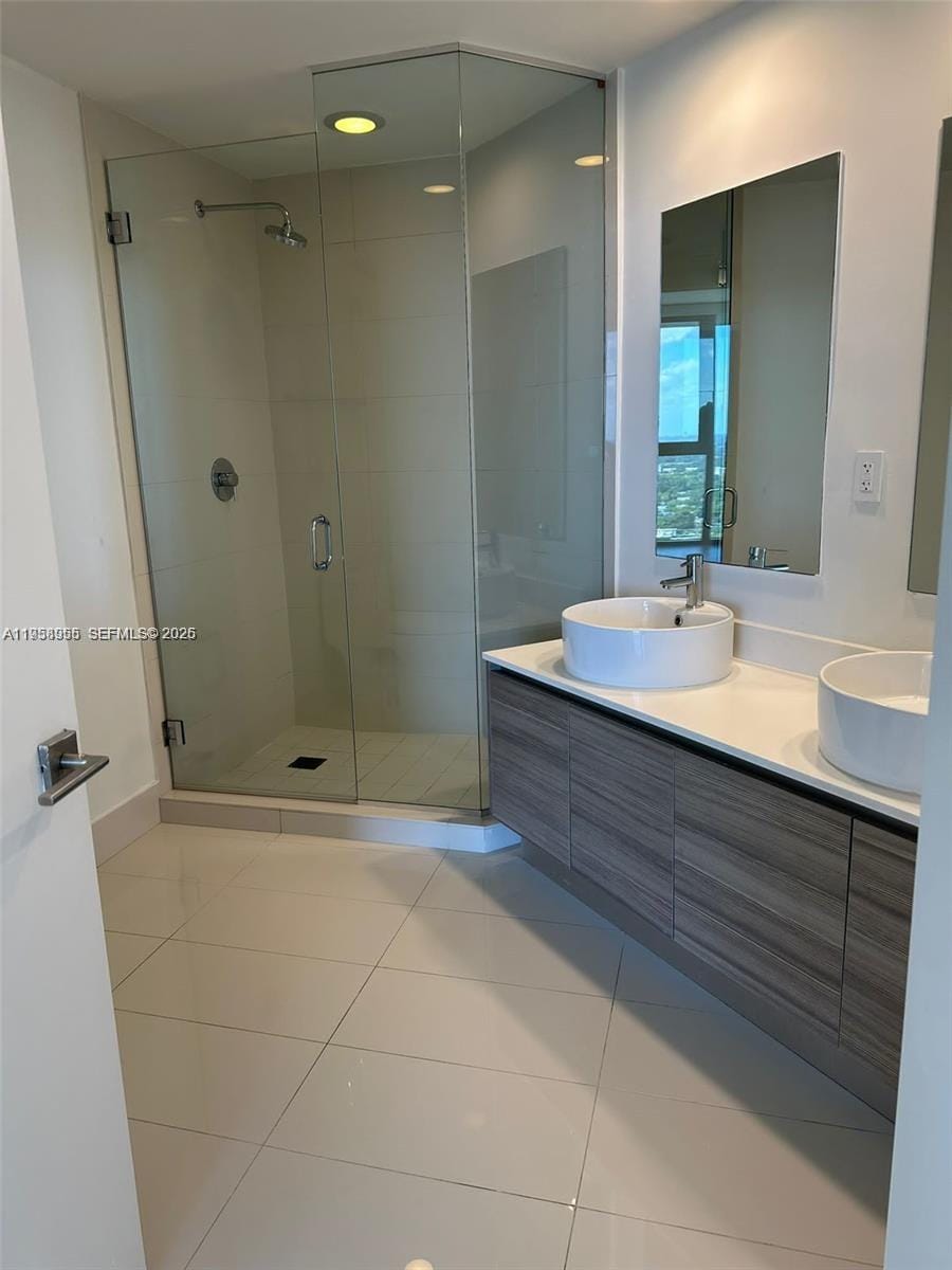 121 NE 34th Street 2816, Miami, FL 33137 photo 4