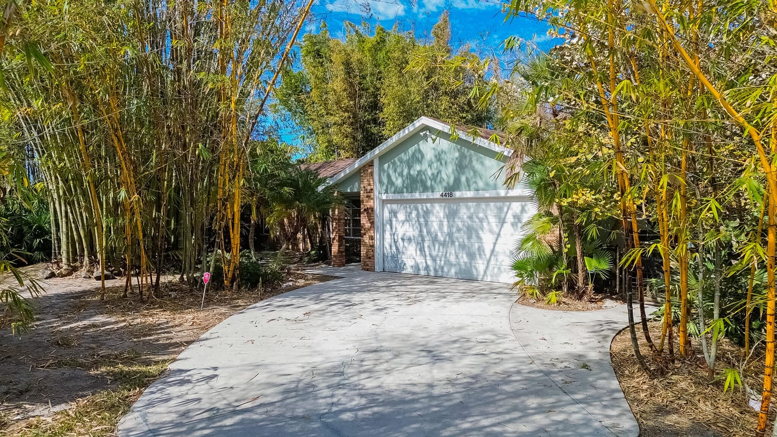 4418 SW Farmington Street — photo 2