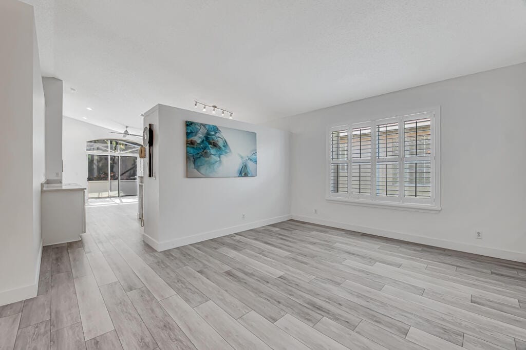 9712 Cherry Blossom Court, Boynton Beach, FL 33437 photo 2