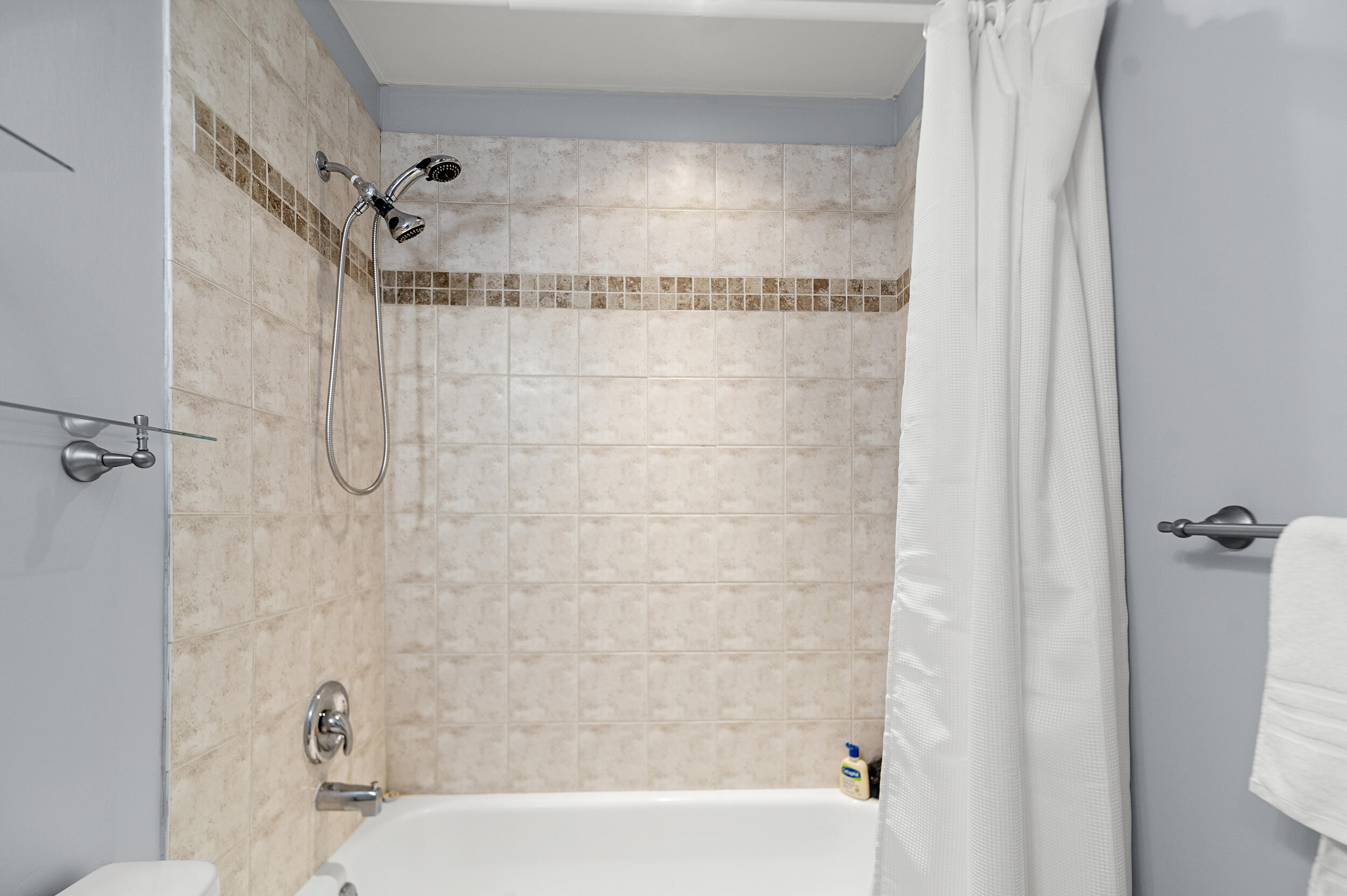 605 Flanders M — photo 11