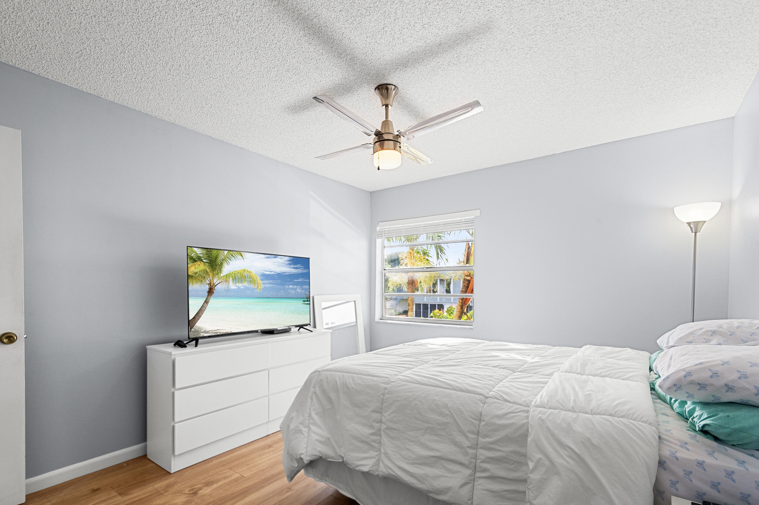 605 Flanders M, Delray Beach, FL 33484 photo 16