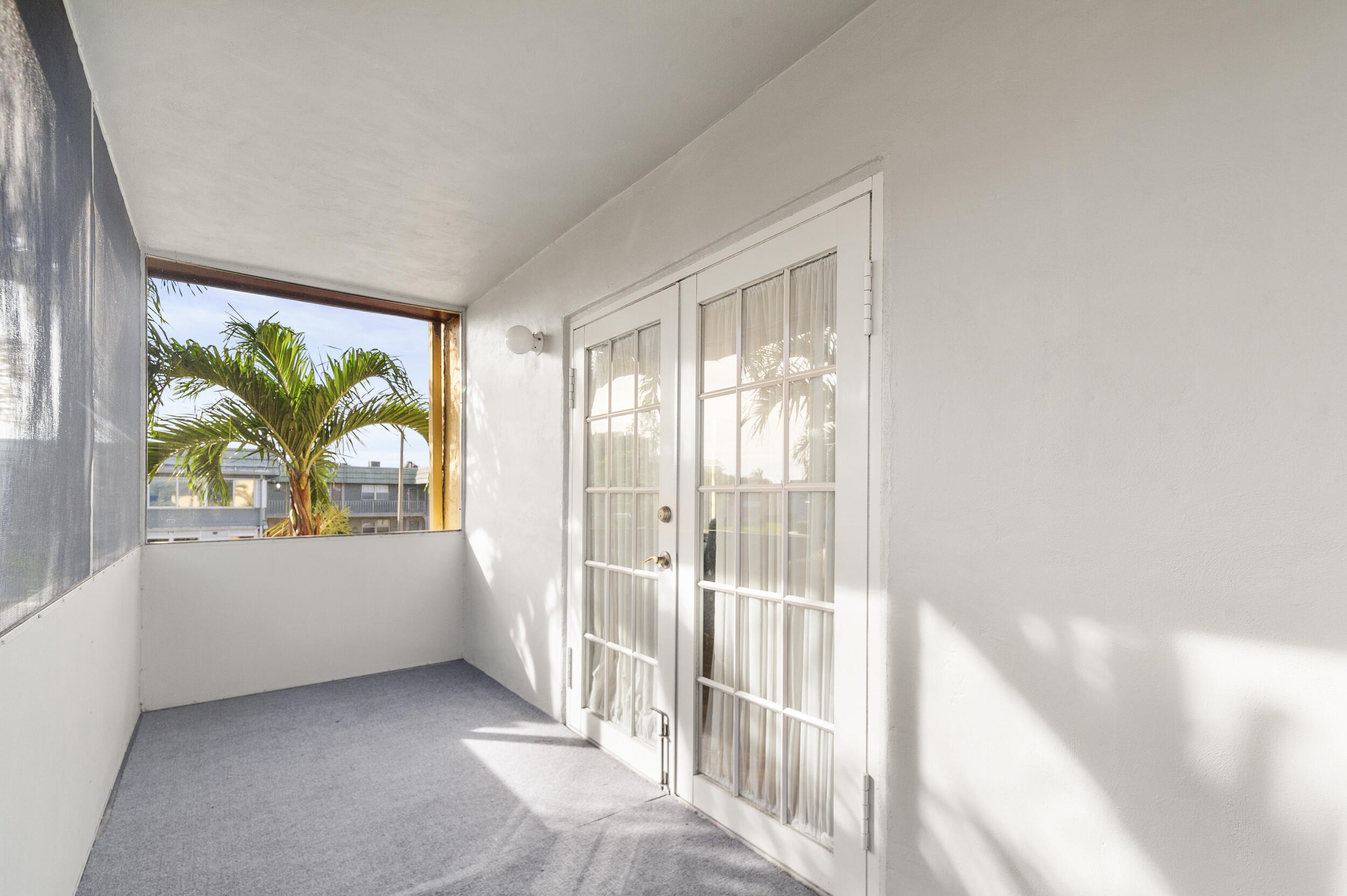 605 Flanders M, Delray Beach, FL 33484 photo 19