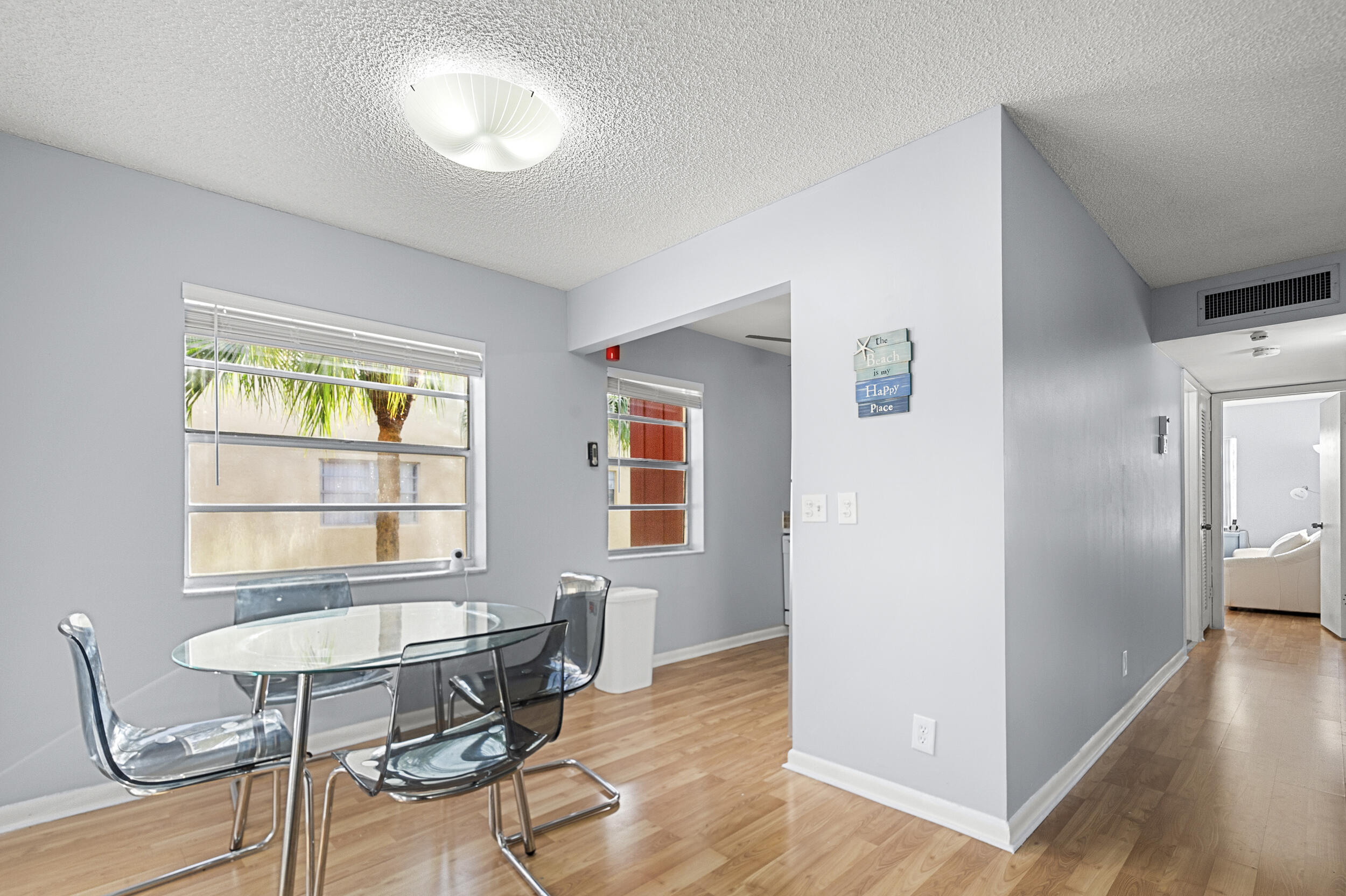 605 Flanders M — photo 7