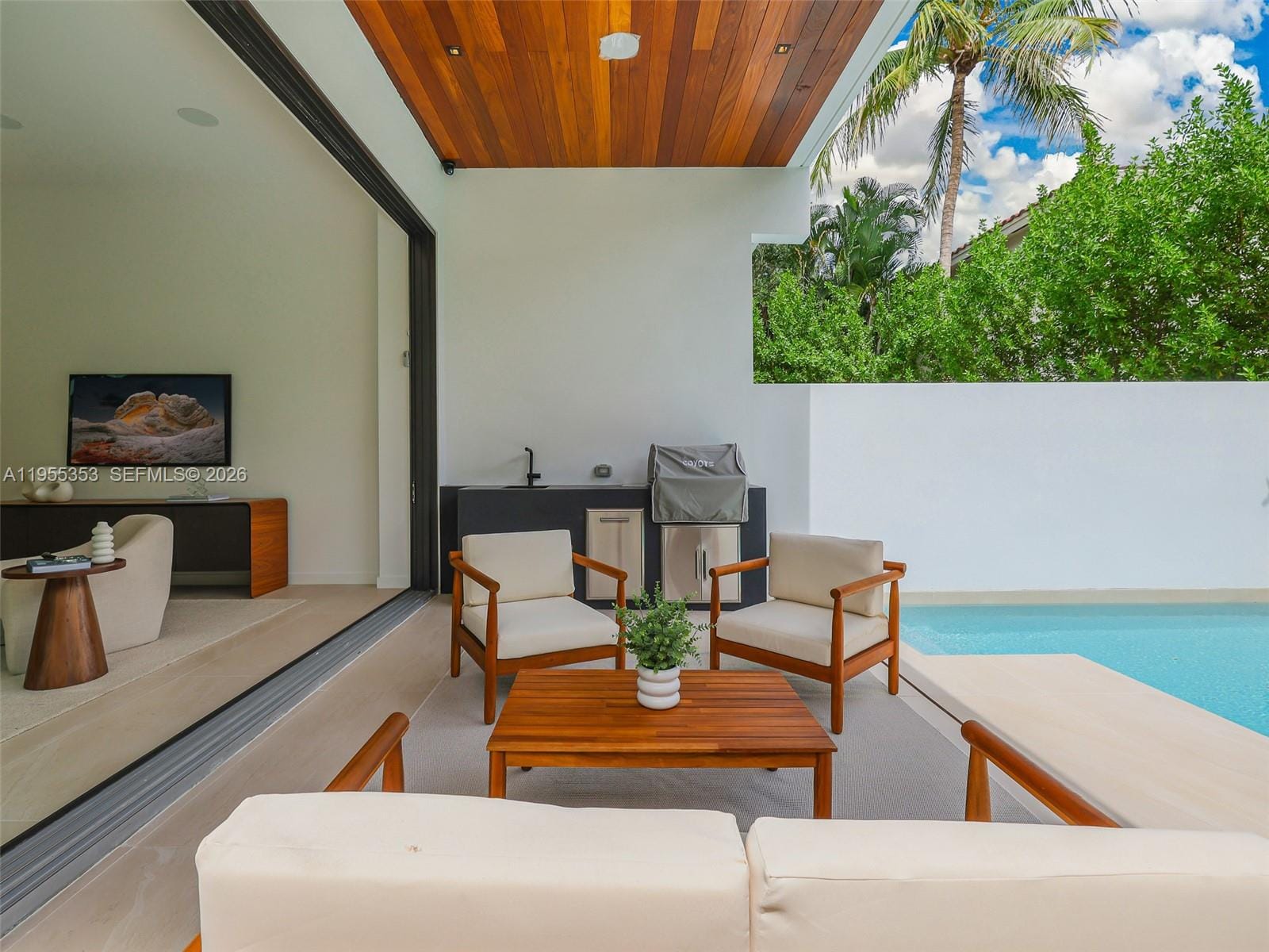 2822 Coconut 2822, Miami, FL 33133 photo 19