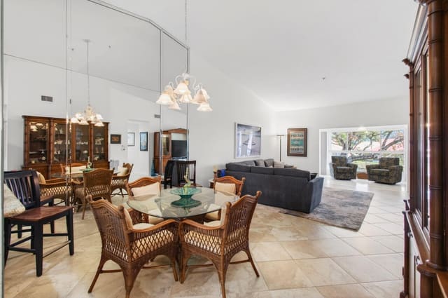 5876 Regal Glen Drive 203, sold in Coral Lakes 12, Boynton Beach, FL