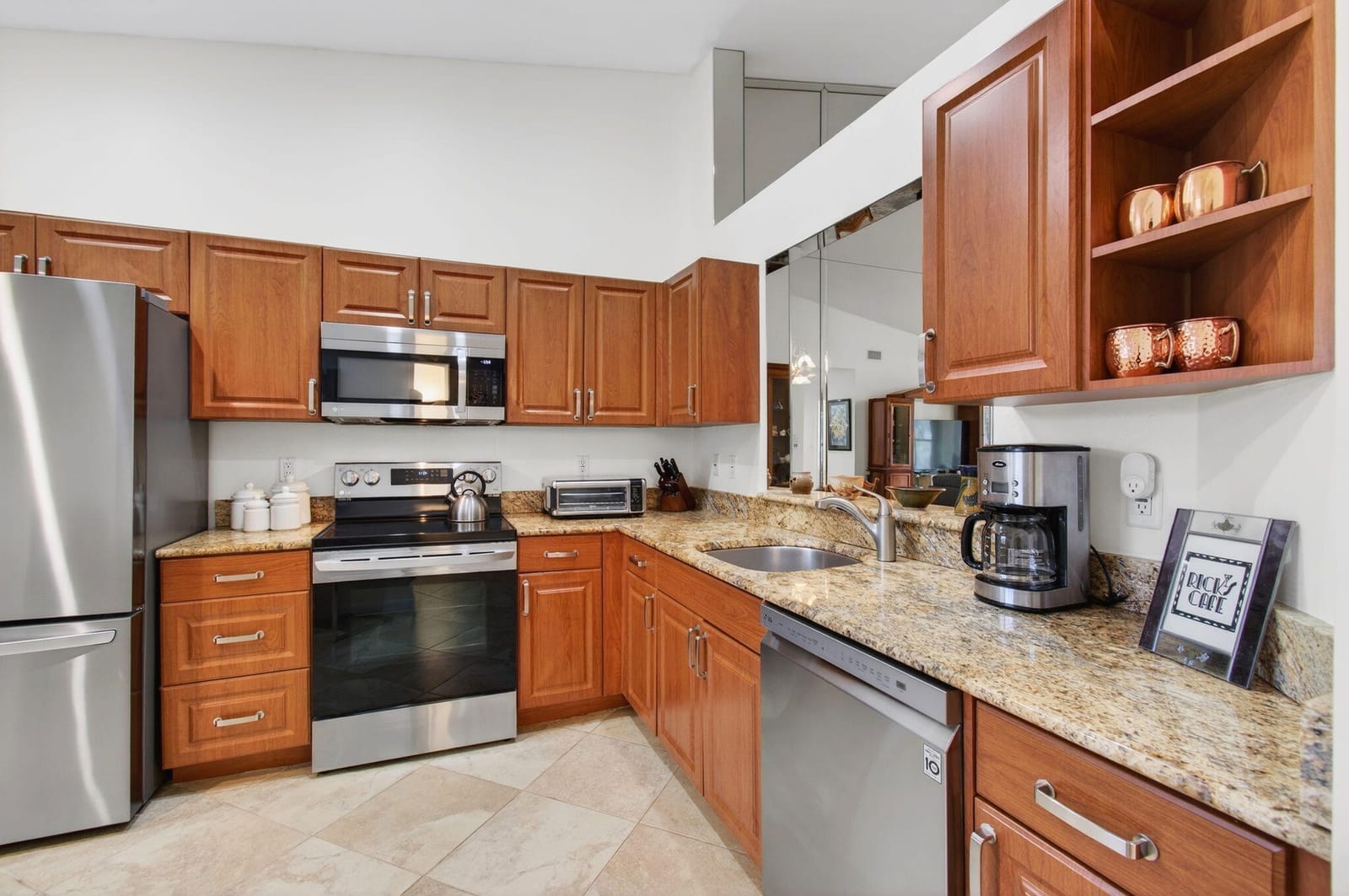 5876 Regal Glen Drive 203, Boynton Beach, FL 33437 photo 23