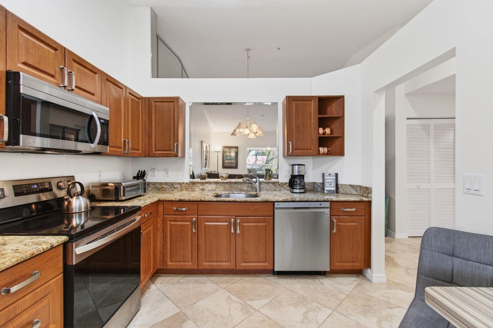 5876 Regal Glen Drive 203, Boynton Beach, FL 33437 photo 28