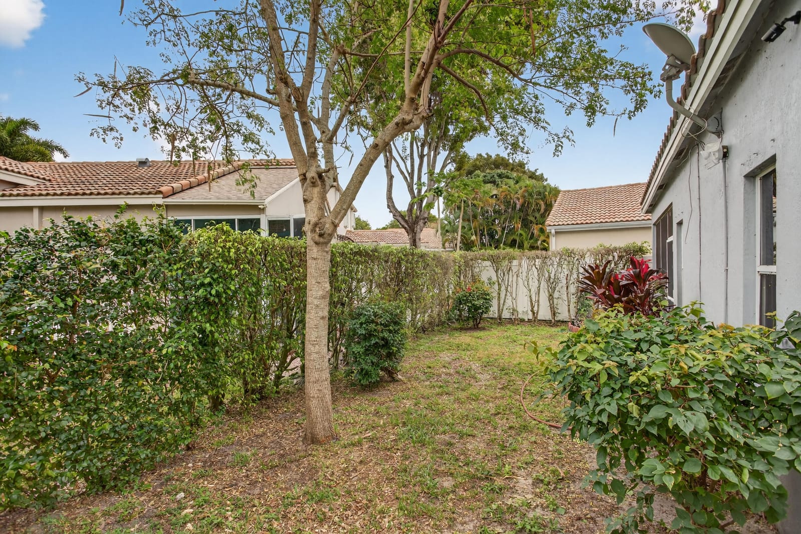 3847 NW 62nd Street — photo 7