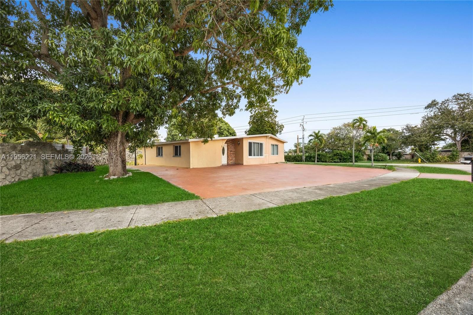 3920 SW 32nd Avenue, West Park, FL 33023