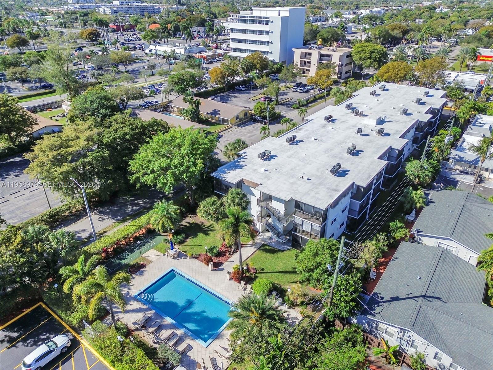 701 NE 1st Court 110, Hallandale Beach, FL 33009 photo 2