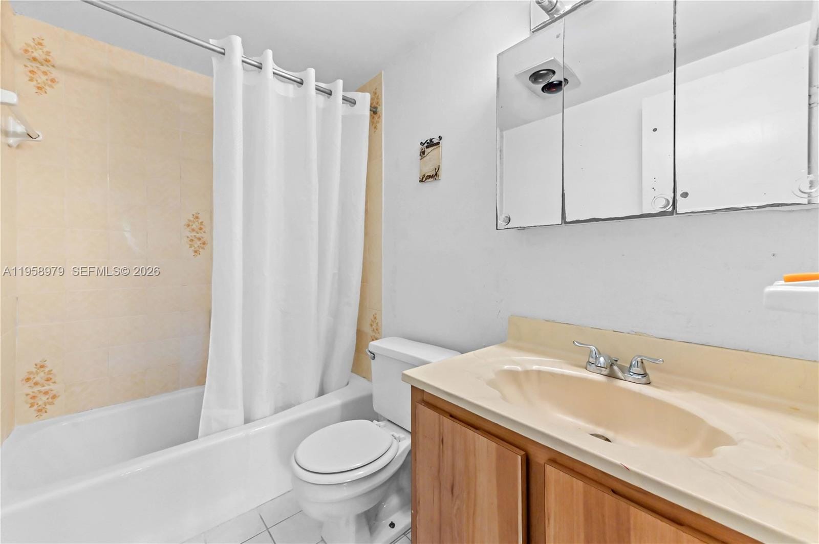 701 NE 1st Court 110, Hallandale Beach, FL 33009 photo 21