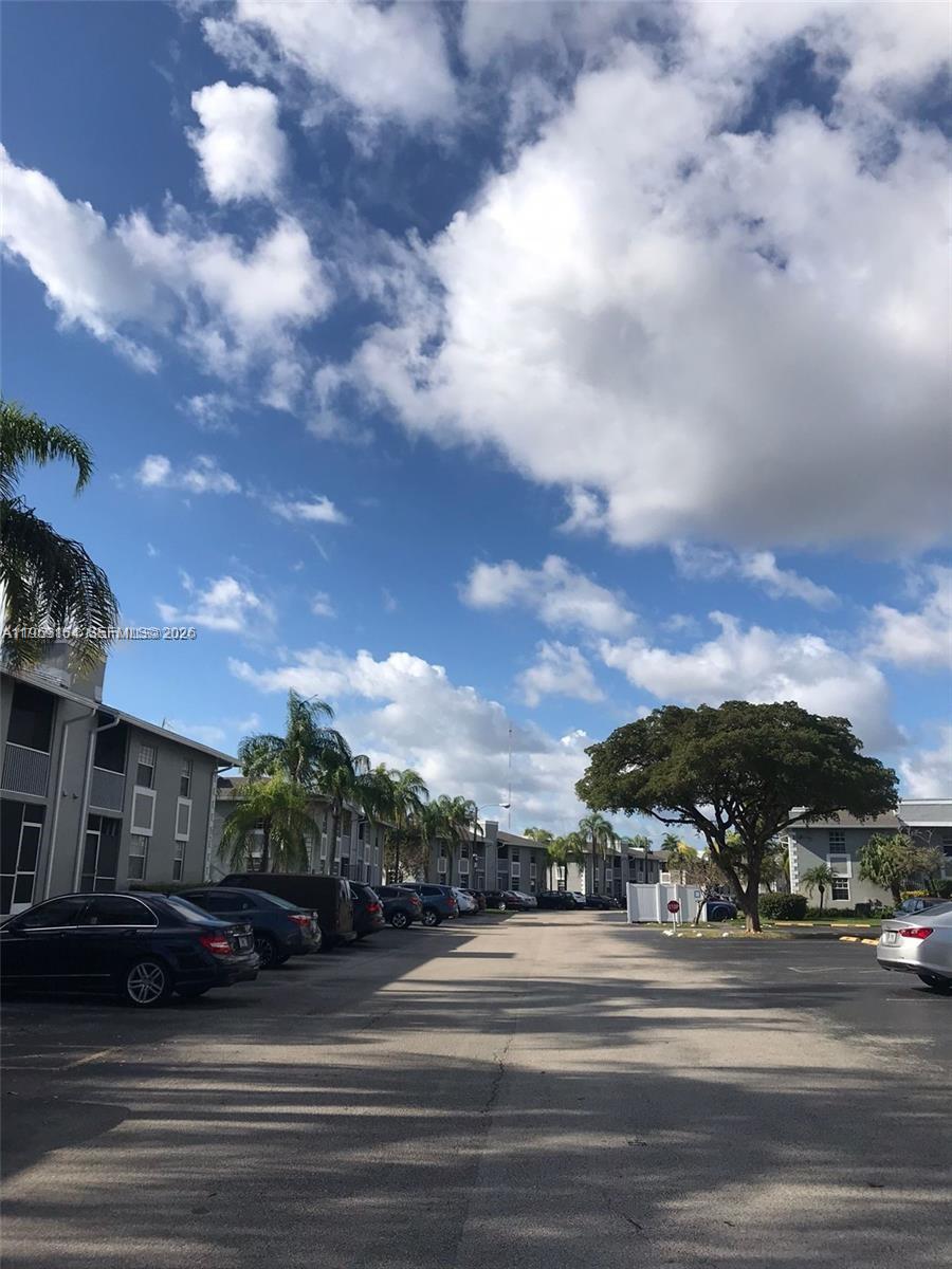 439 NE 210th Cir Terrace 203-22, Miami, FL 33179, Miami