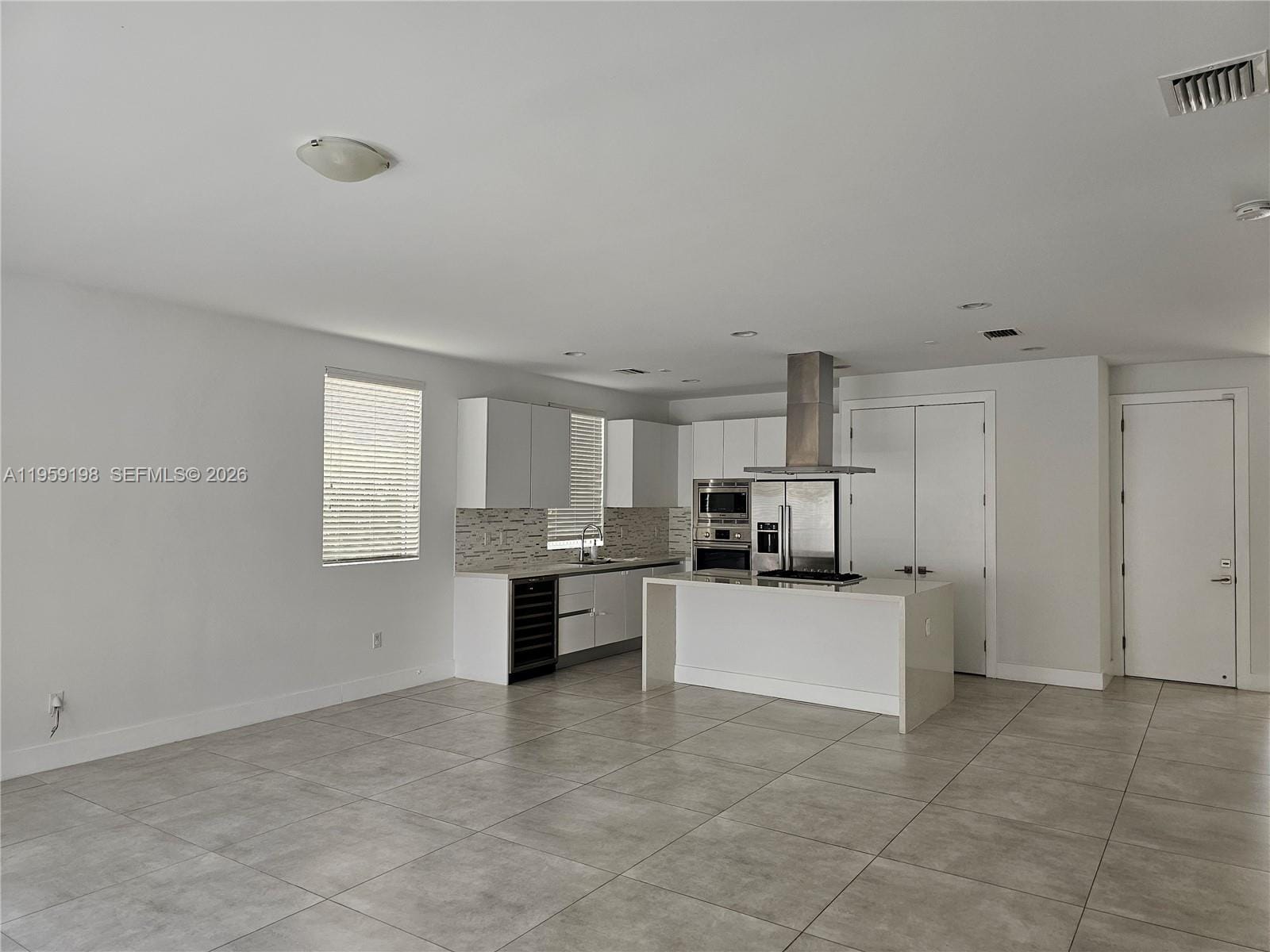 9770 NW 74 Te — photo 3