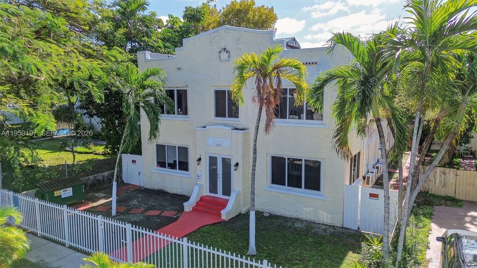 1630 SW 10th Street — photo 3