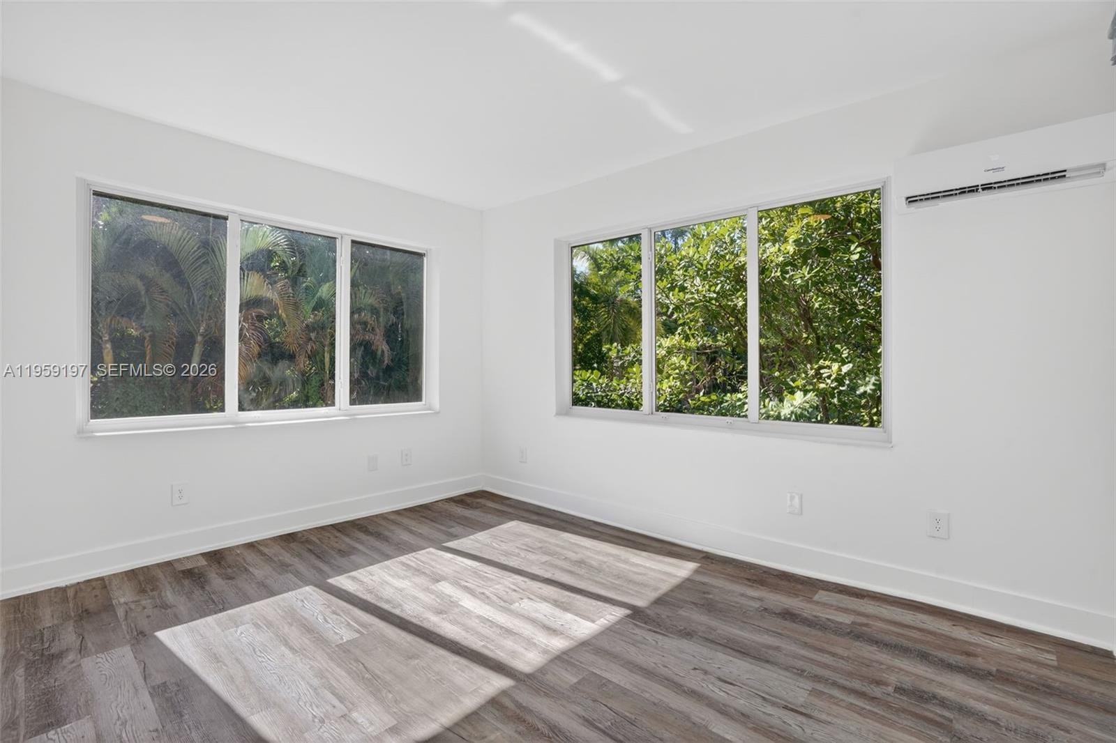 1630 SW 10th Street — photo 5