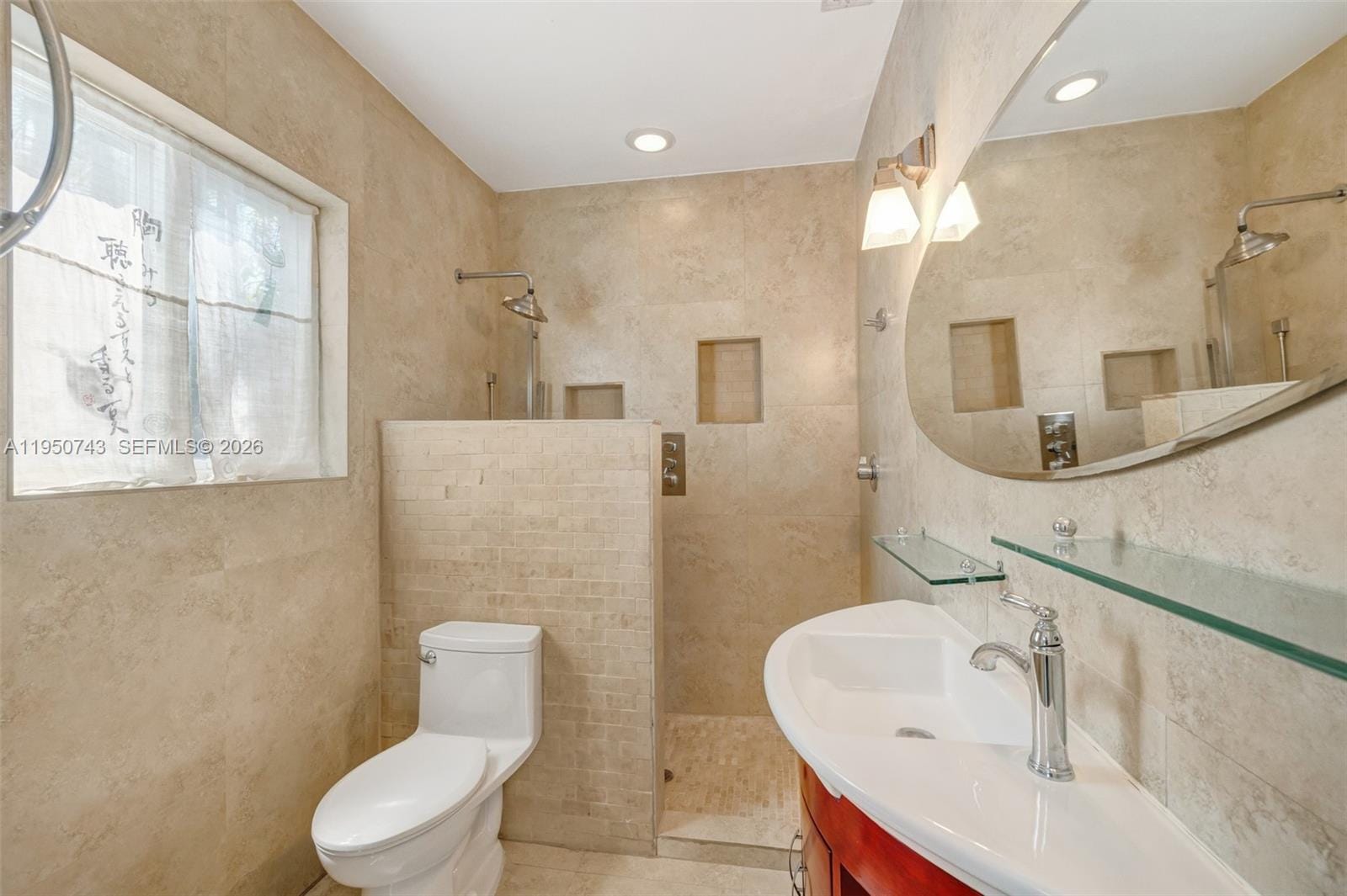 1643 Nethia Drive — photo 3
